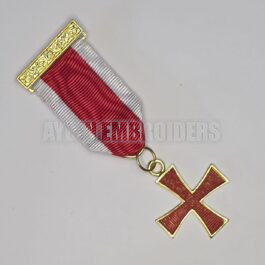 Knight tamplar breast jewel